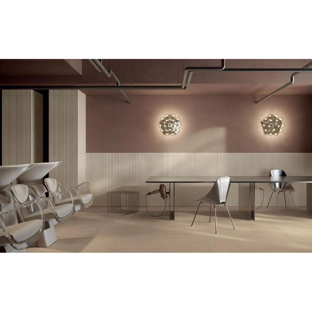 minimal csikos dekor falburkolat csempe elcsiszolt modern krem fagyallo greslap nappali konyha furdo hazburkolat.jpg